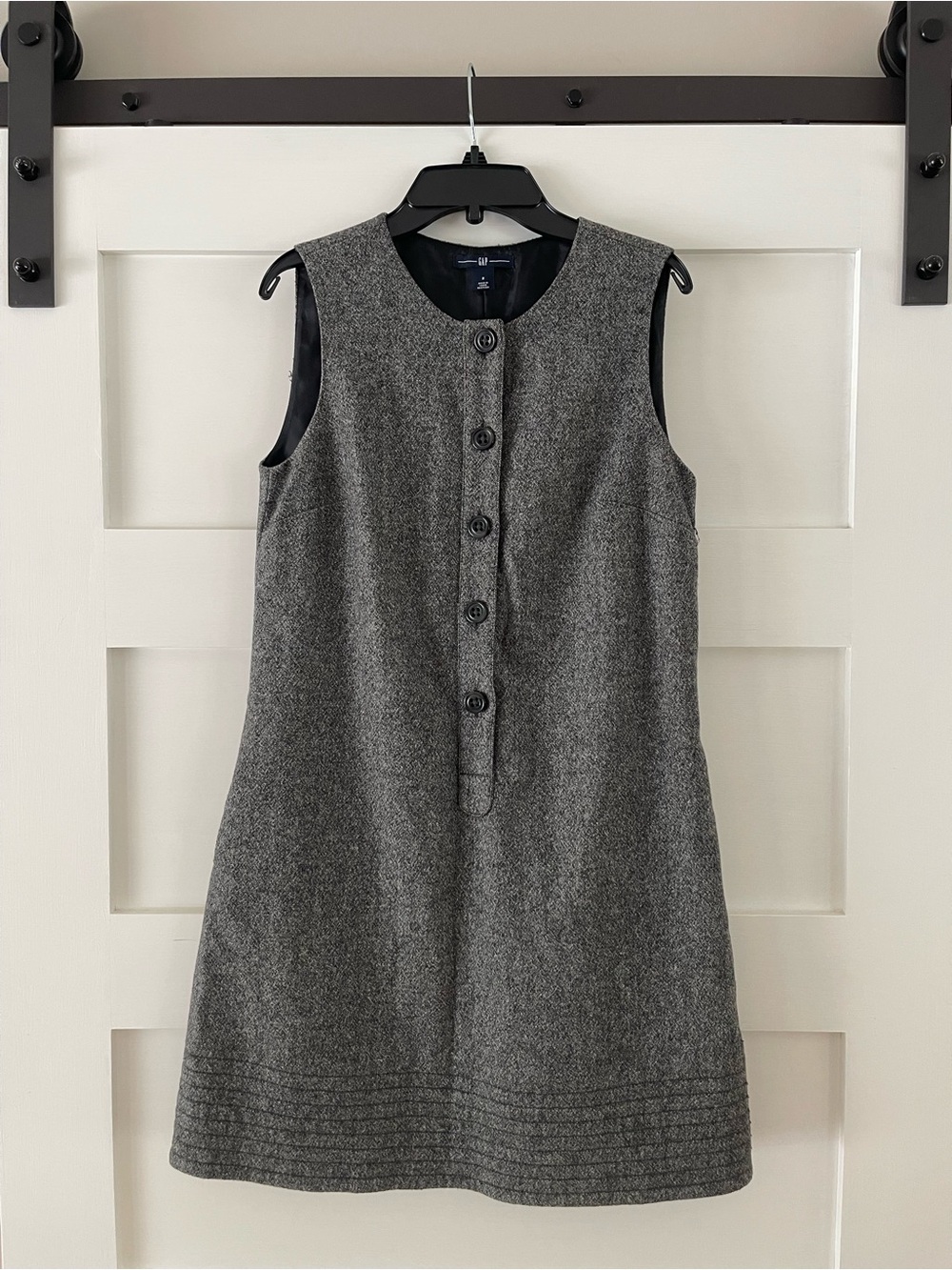 GAP Gray Sleeveless Button-Front Shift Dress